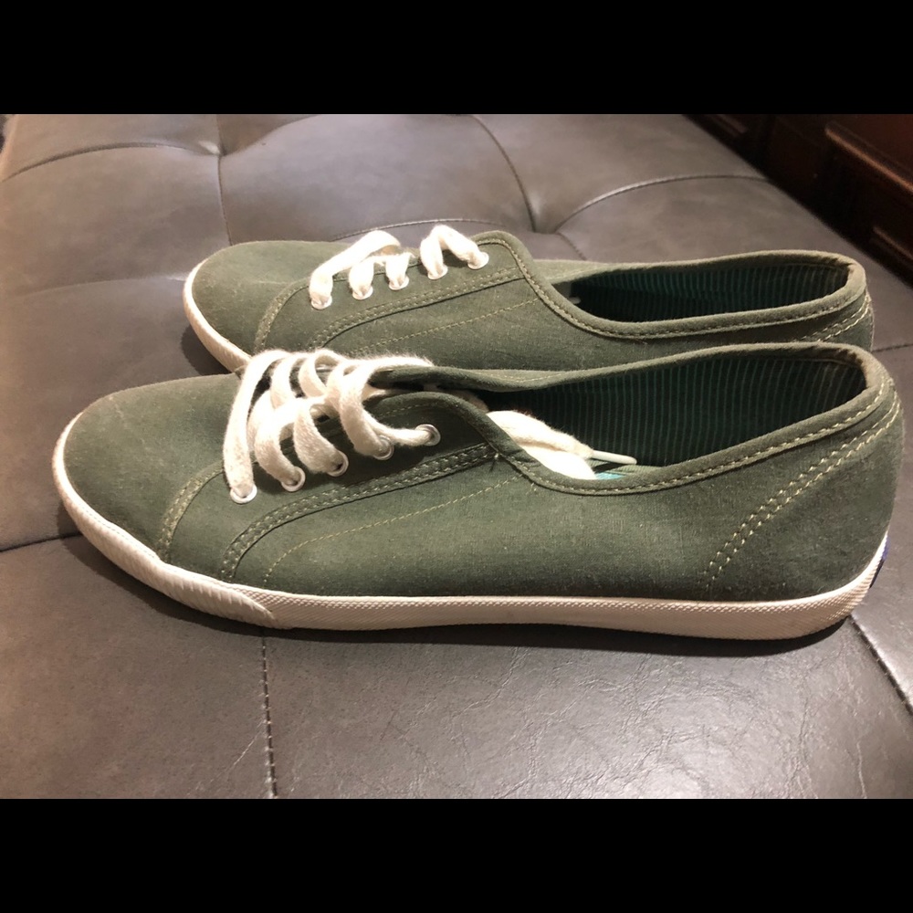 Keds- Army Green 8 1/2